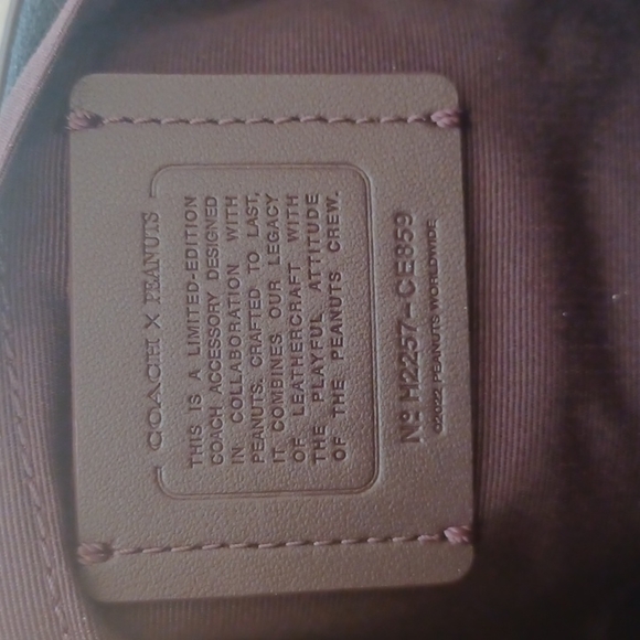 SOLD - Nwt Coach X Peanuts Nolita 19 With Snoopy Let It Snow Motif CE859 - Picture 7 of 7